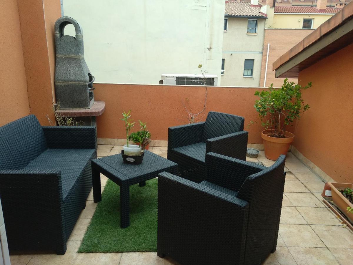 Ferienwohnung Agustina De Aragon Saragossa Exterior foto